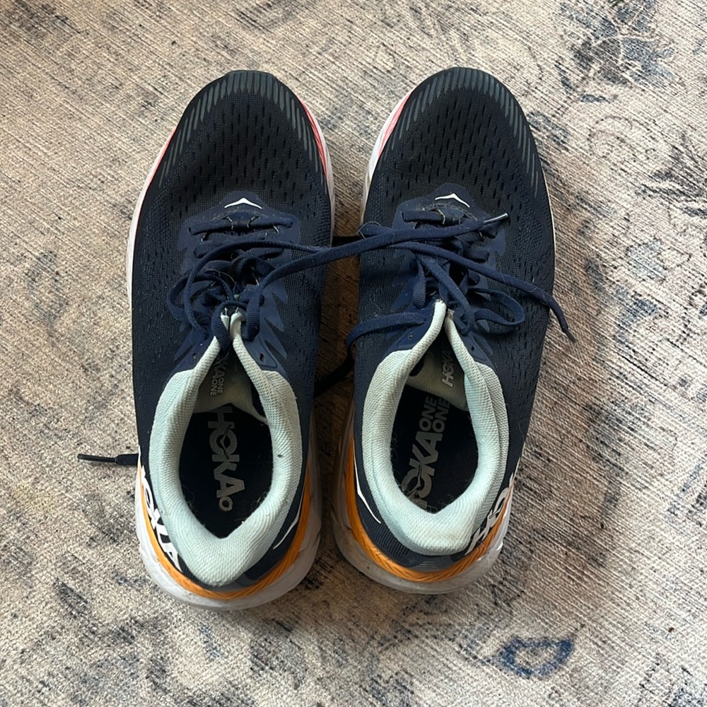 Hokas size 9.5 wide